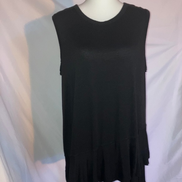 TIME AND TRU Black High Low Ruffle Hem Tank Top - Picture 1 of 6